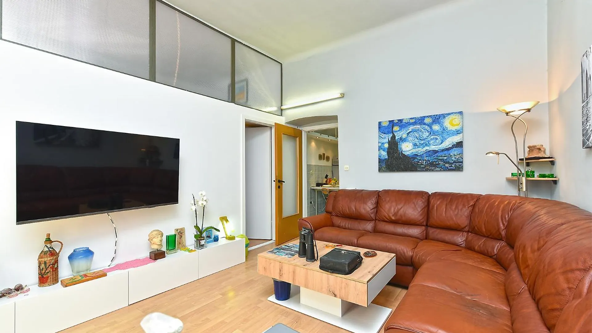 Apartment Marie Louise 2396 0*, Πούλα